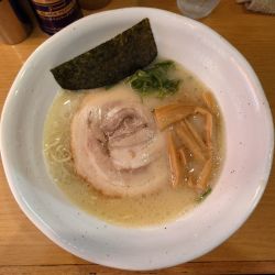 塩らーめん(コッテリ、850円)
