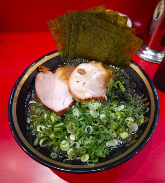 「特製ラーメン並+食べ放題ライス（有料）」@横濱家系ラーメン 川島家の写真