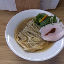 芳醇貝汁ぶたらぁめん（塩）￥850