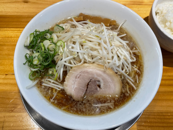 「豚そば　￥９００」@鶏そば ぶんろくの写真