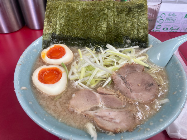 「特製ラーメン＋ノリ増し」@ラーメンショップ 牛久結束店の写真