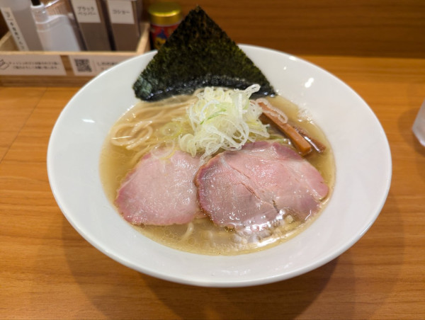 「塩らーめん」@しののめヌードルの写真