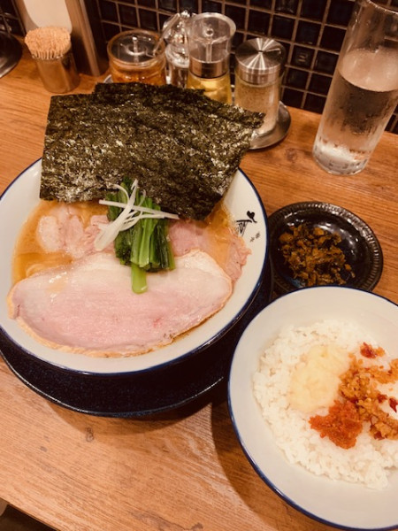 「ラーメン980円 小ライス100円 チャーシュークーポン利用」@豚骨 蒼翔の写真