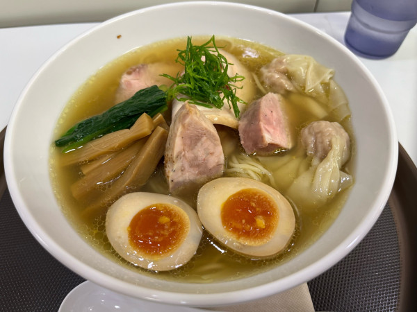 「特製塩らー麺」@らーめん 鉢ノ葦葉の写真