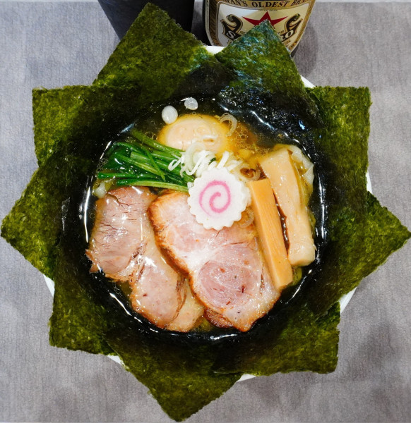 「しおら〜めん＋味玉＋瓶ビール」@手打ち 蓮の写真