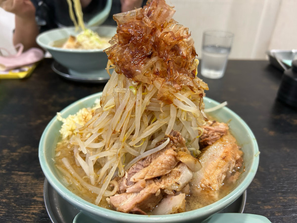 「ガッツ醤油」@麺屋 彬の写真