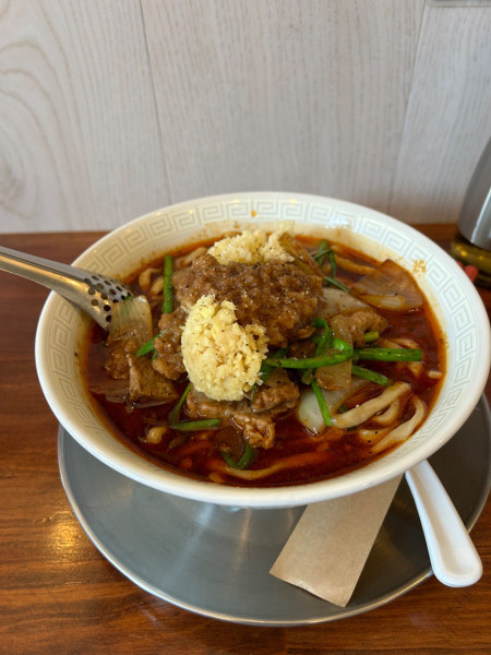 「スタミナラーメン辛　半ライス」@MARU喜の写真