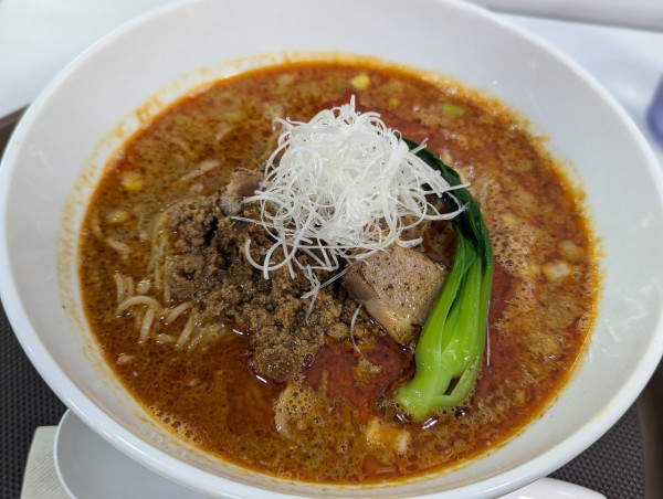 「数量限定　担々麺」@らーめん 鉢ノ葦葉の写真