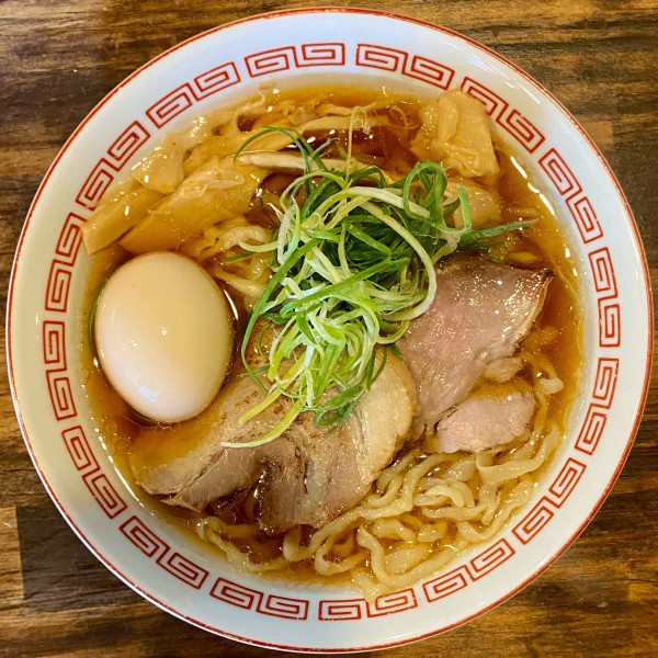 「醤油そば ¥900円（手もみ麺変更＋30円・味玉＋150円）」@麺処 明りの写真