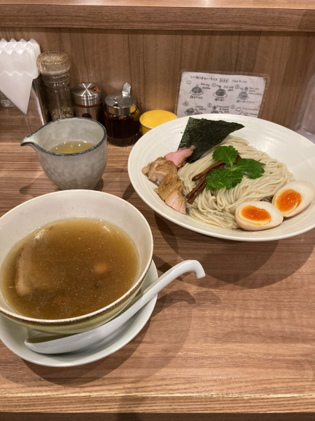「特製つけ麺塩（大盛り）＋昆布水」@麺処 ほん田 秋葉原本店の写真