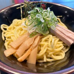 油そば（並）880円