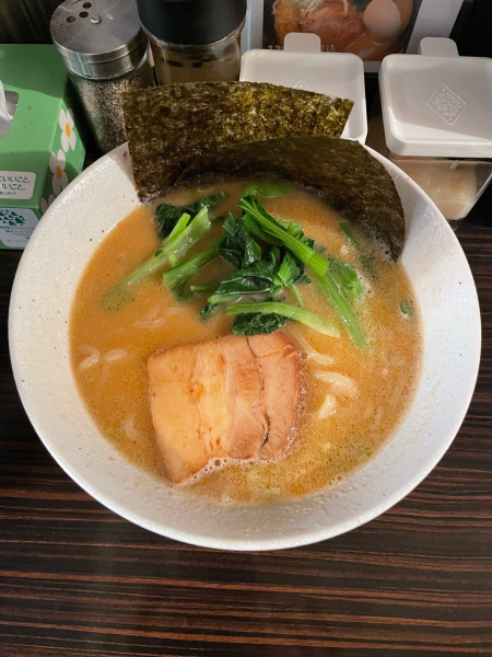 「醤油(950円)」@横浜家系ラーメン あかし家の写真