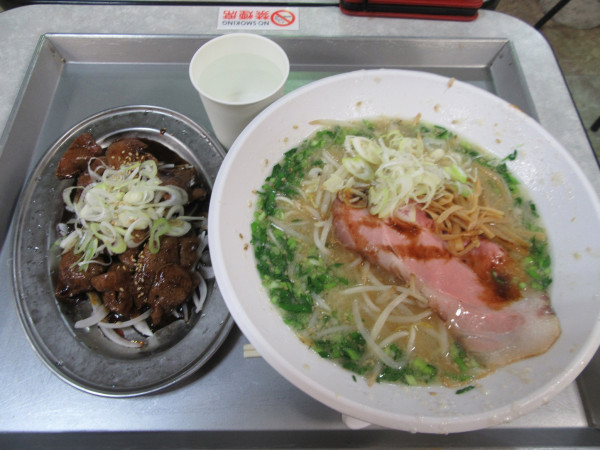 「こってり味噌ニララーメン（８００円）＋純レバー５００円」@とん平食堂 柏店の写真