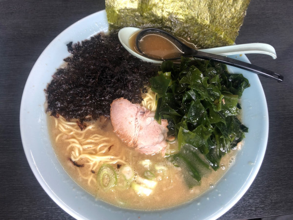 「黒バラ海苔ラーメン」@ラーメン丸子屋の写真