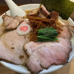 塩チャーシューメン　ライス