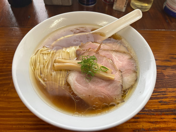 「名古屋コーチンの炙り肉中華そば　900円」@中華そば よしかわの写真