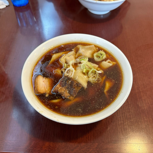 「ワンタンメン」@手打ち 陰日向の写真