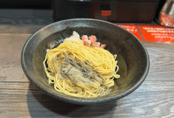 「和え玉A（カニ油の煮干しの和え玉）¥250」@crab台風。の写真