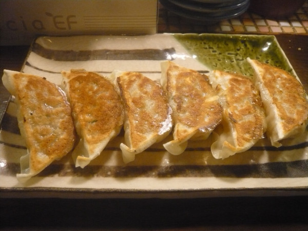 「餃子」@博多ラーメン しばらく 日本橋店の写真