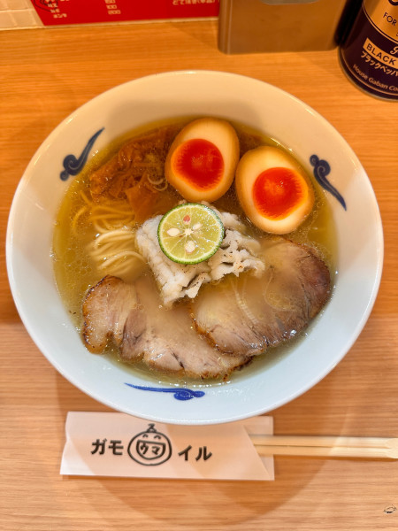 「鱧塩らーめん」@RAMEN ガモウスマイルの写真