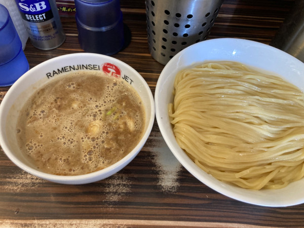 「鶏煮込みつけ麺¥1,250（大盛)、ライス¥150」@ラーメン人生 JET 福島本店の写真
