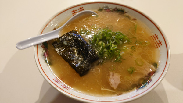 「博多ラーメン」@中洲屋台 長浜ラーメン 初代 健太の写真