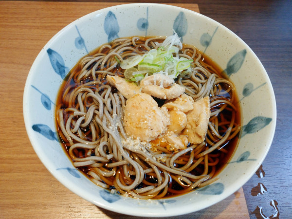 「とり肉そば（440円）」@川村屋の写真