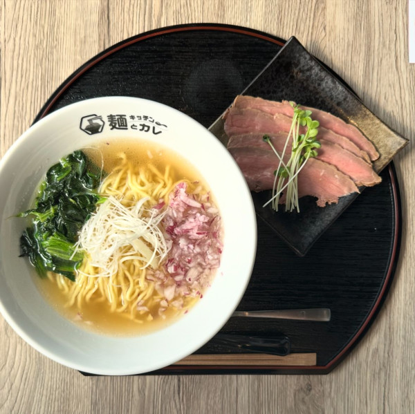 「牛塩らーめん ミニメンカレ」@キッチン 麺とカレの写真