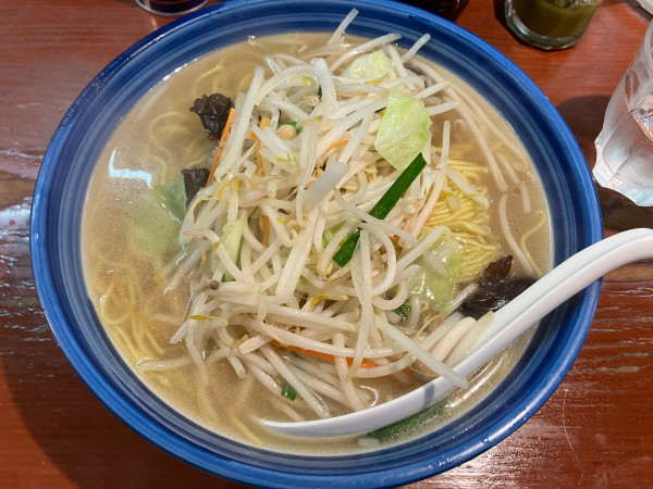 「野菜塩らーめん950円+麺大盛110円」@函館らーめん しお貫の写真