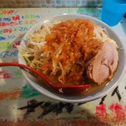 中ラーメン　880