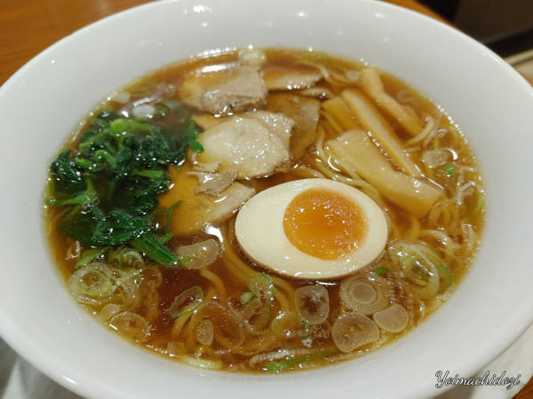 「生姜醤油ラーメン（930円）」@関越道 越後川口SA（下） スナックコーナーの写真
