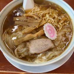 ワンタン麺1.5玉（850円）
