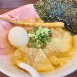 塩らーめん全部のせ大盛