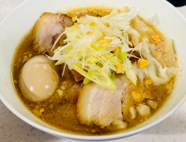 「【限定】特製平打ち手揉み麺の味噌らぁ麺【1650円】」@ラーメン星印の写真
