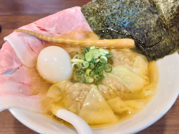 「塩らーめん全部のせ大盛」@地鶏らーめん とりじの写真