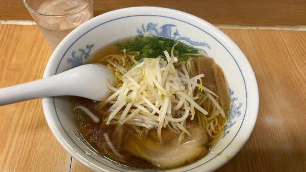 「しょうゆラーメン　６５０円」@サッポロラーメン 西条店の写真