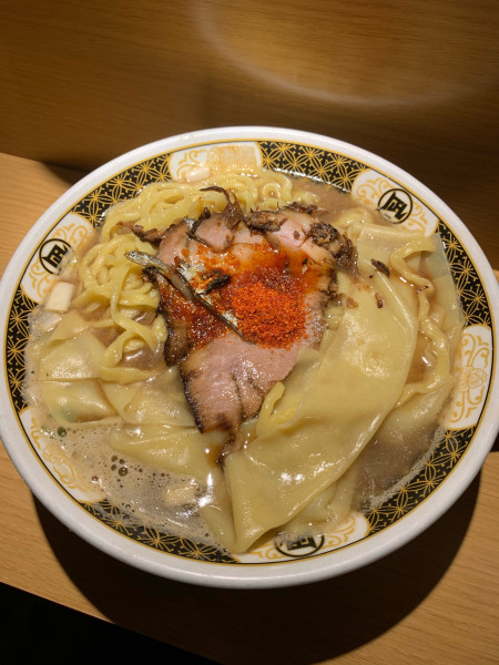 「煮干しラーメン (900円)」@すごい煮干ラーメン凪 西新宿7丁目店の写真