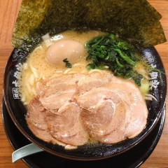 横浜家系ラーメン 壱角家 戸塚西口店の画像