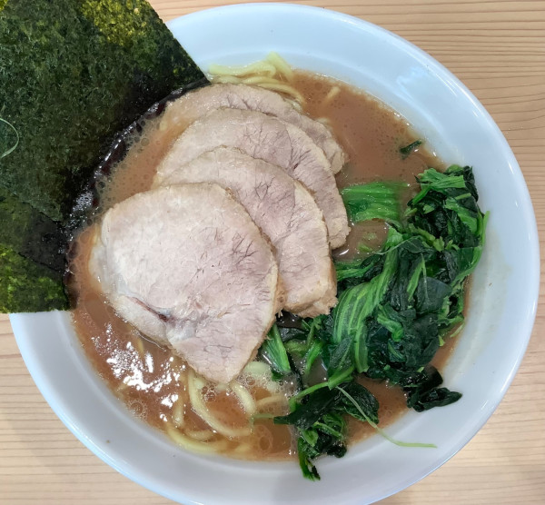 「チャーシュー麺　＋　ほうれん草」@ラーメン北里家の写真