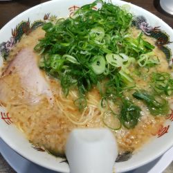 こってりラーメン 880円