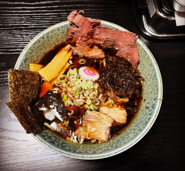 「猪骨中華そば(たまり醤油)＋鹿肉ロースト」@那須仙人 ジビエの里の写真