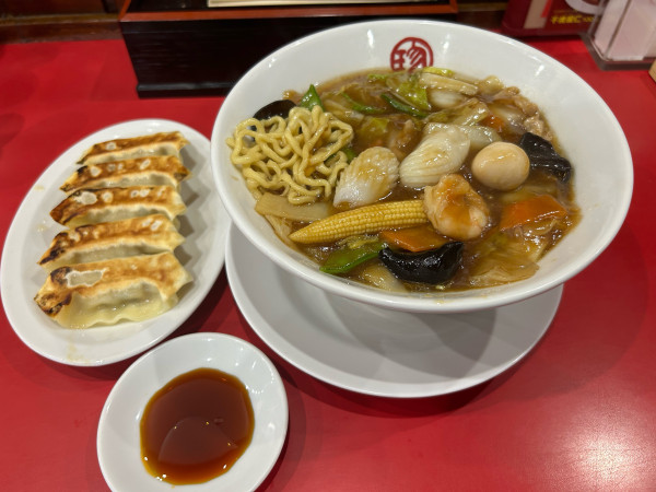 「うまに麺改め珍来麺935円、餃子300円」@珍來 取手店の写真