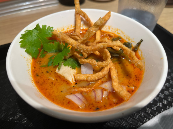 「カレーラーメンハーフ350円」@たいてん屋の写真