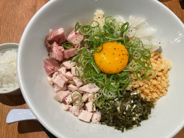 「まぜそば」@鶏と麦ときどき豚の写真