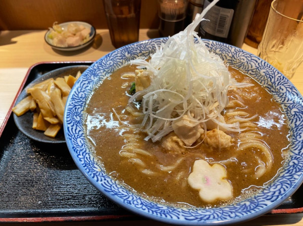 「鶴嶺峰らー麺　メンマトッピング」@らー麺土俵 鶴嶺峰の写真