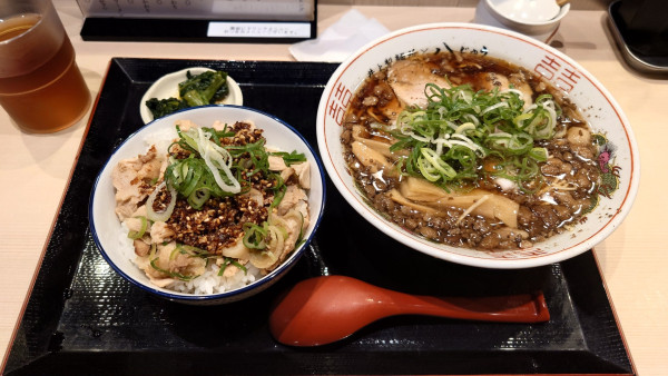 「チャーシューごはんセット」@尾道ラーメン 八じゅう 蒲田本店の写真