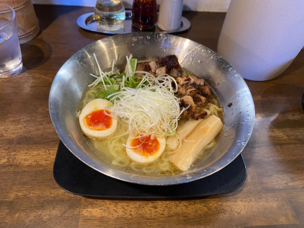 「特製ラーメン(1200円)」@麺らいけんの写真