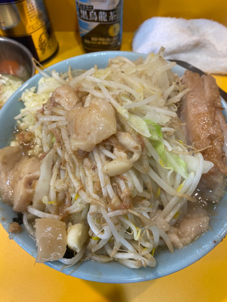「小ラーメン＋玉ねぎたまご」@ラーメン二郎 八王子野猿街道店2の写真