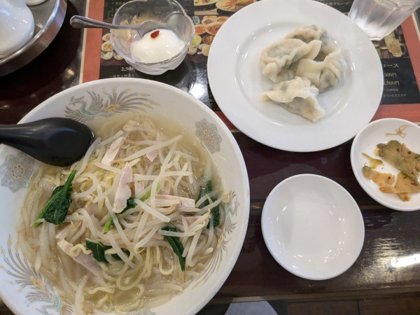 「三絲麺+水餃子780円」@杏花楼の写真