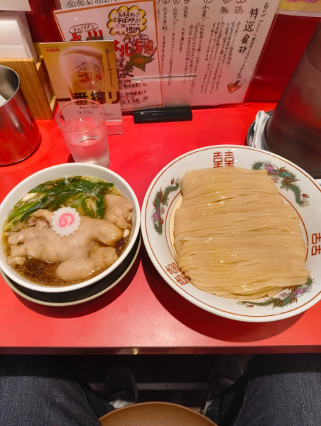 「つけそば+豚足　2500円」@カドヤ食堂 本店の写真